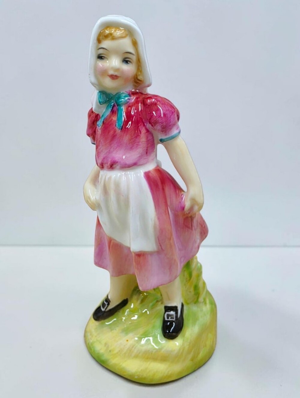 Royal Doulton Jill Figurine Bone China 1969 Green Stamp Made In England